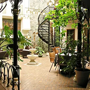 فندق Boutique Mtiebi, تبليسي